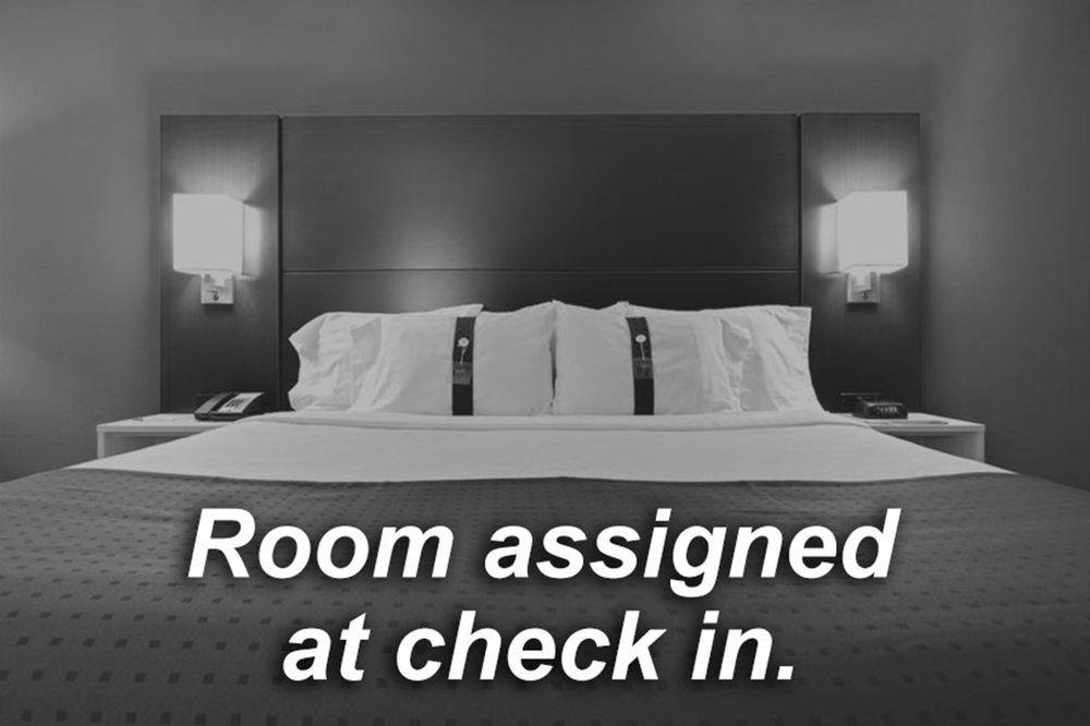 Holiday Inn Express Hotel & Suites Concordia Us 81 By Ihg Eksteriør bilde