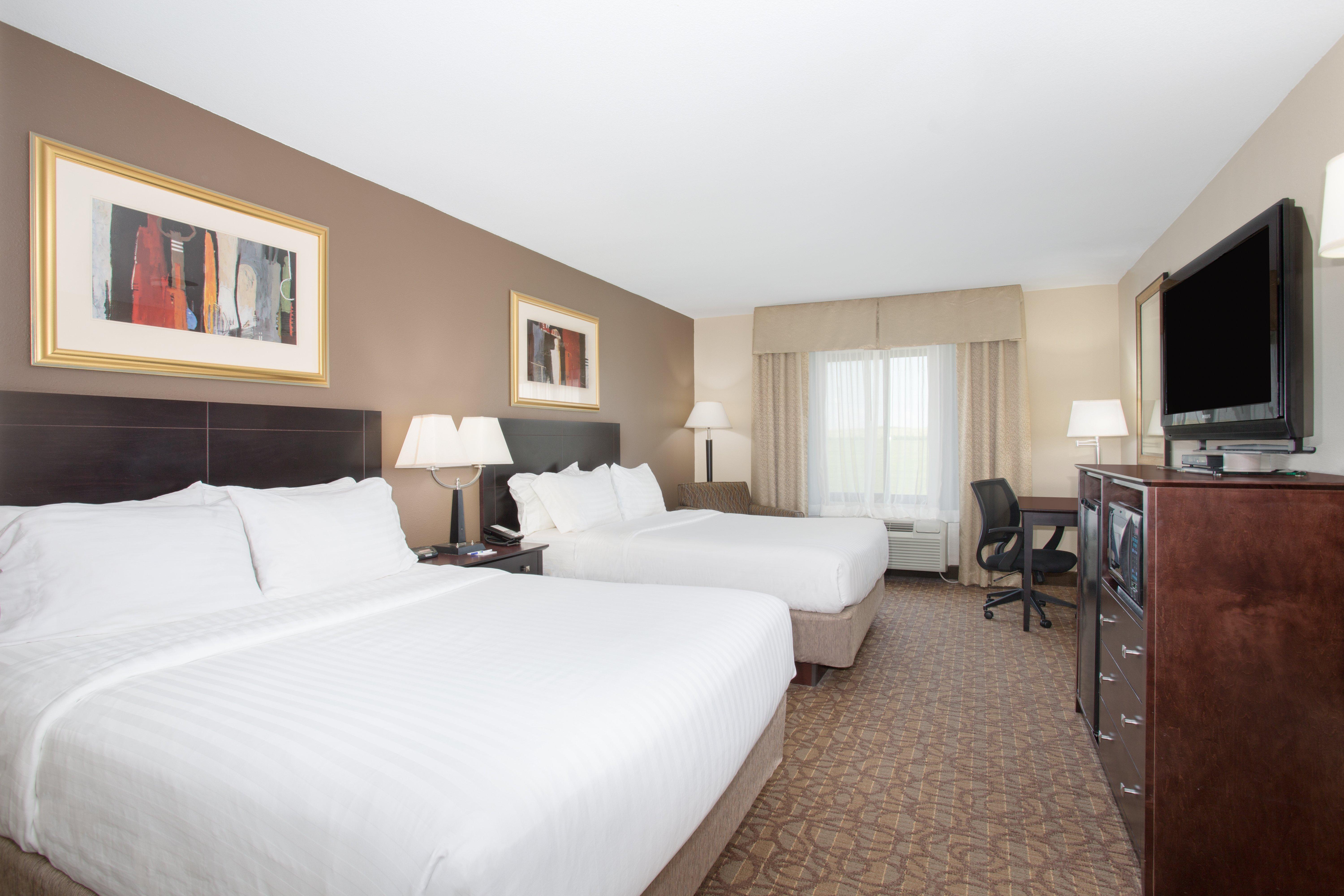 Holiday Inn Express Hotel & Suites Concordia Us 81 By Ihg Eksteriør bilde